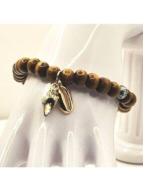Coastal Shell Bracelet, Beachy Wood Bead Bracelet, Boho Ocean Jewelry, Tropical
